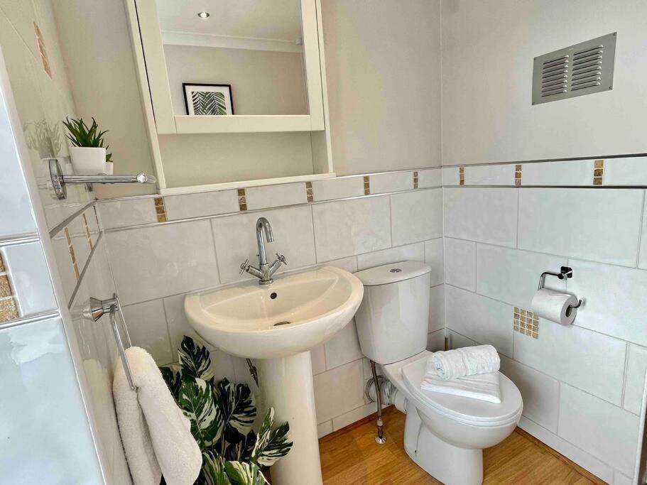 Portsmouth Urban Haven Apartment Ngoại thất bức ảnh