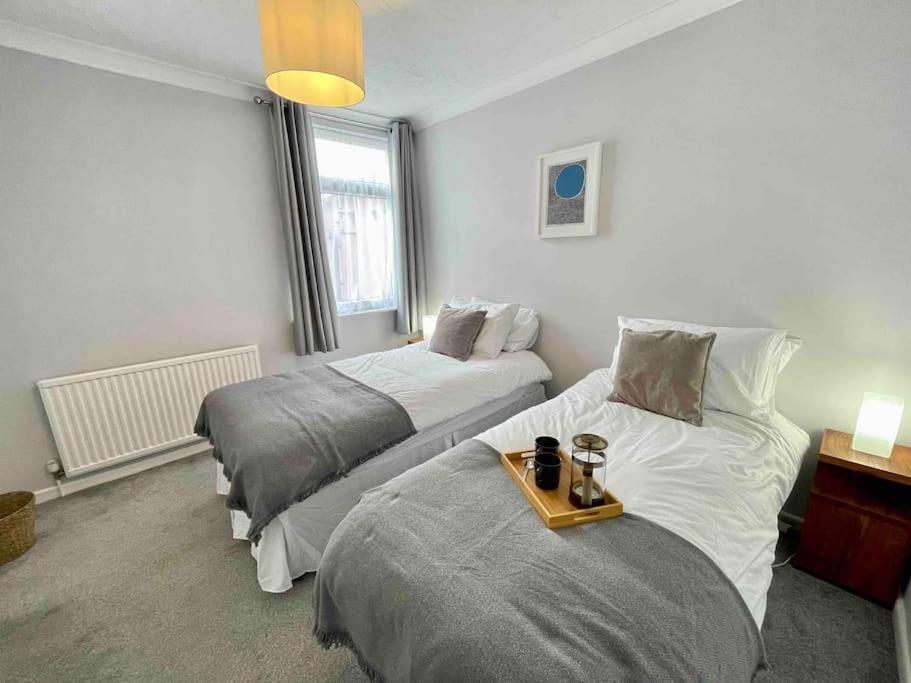 Portsmouth Urban Haven Apartment Ngoại thất bức ảnh
