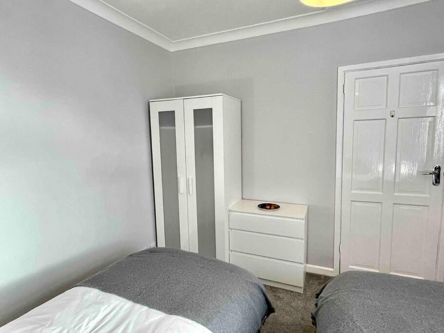 Portsmouth Urban Haven Apartment Ngoại thất bức ảnh