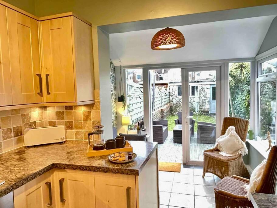 Portsmouth Urban Haven Apartment Ngoại thất bức ảnh