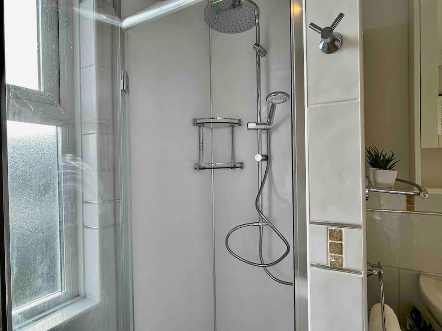 Portsmouth Urban Haven Apartment Ngoại thất bức ảnh