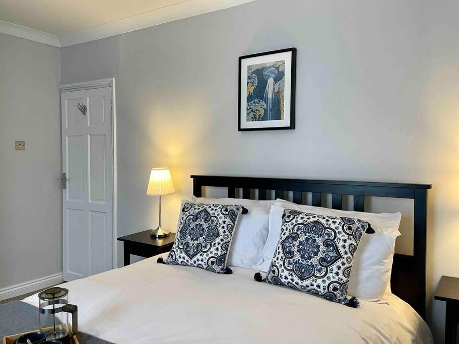 Portsmouth Urban Haven Apartment Ngoại thất bức ảnh