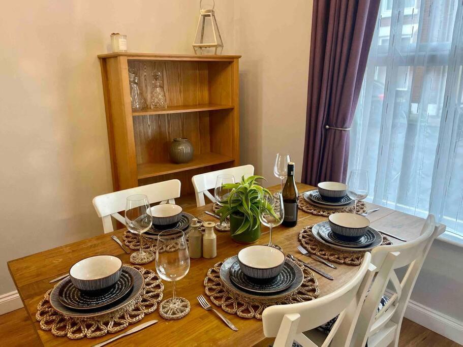 Portsmouth Urban Haven Apartment Ngoại thất bức ảnh